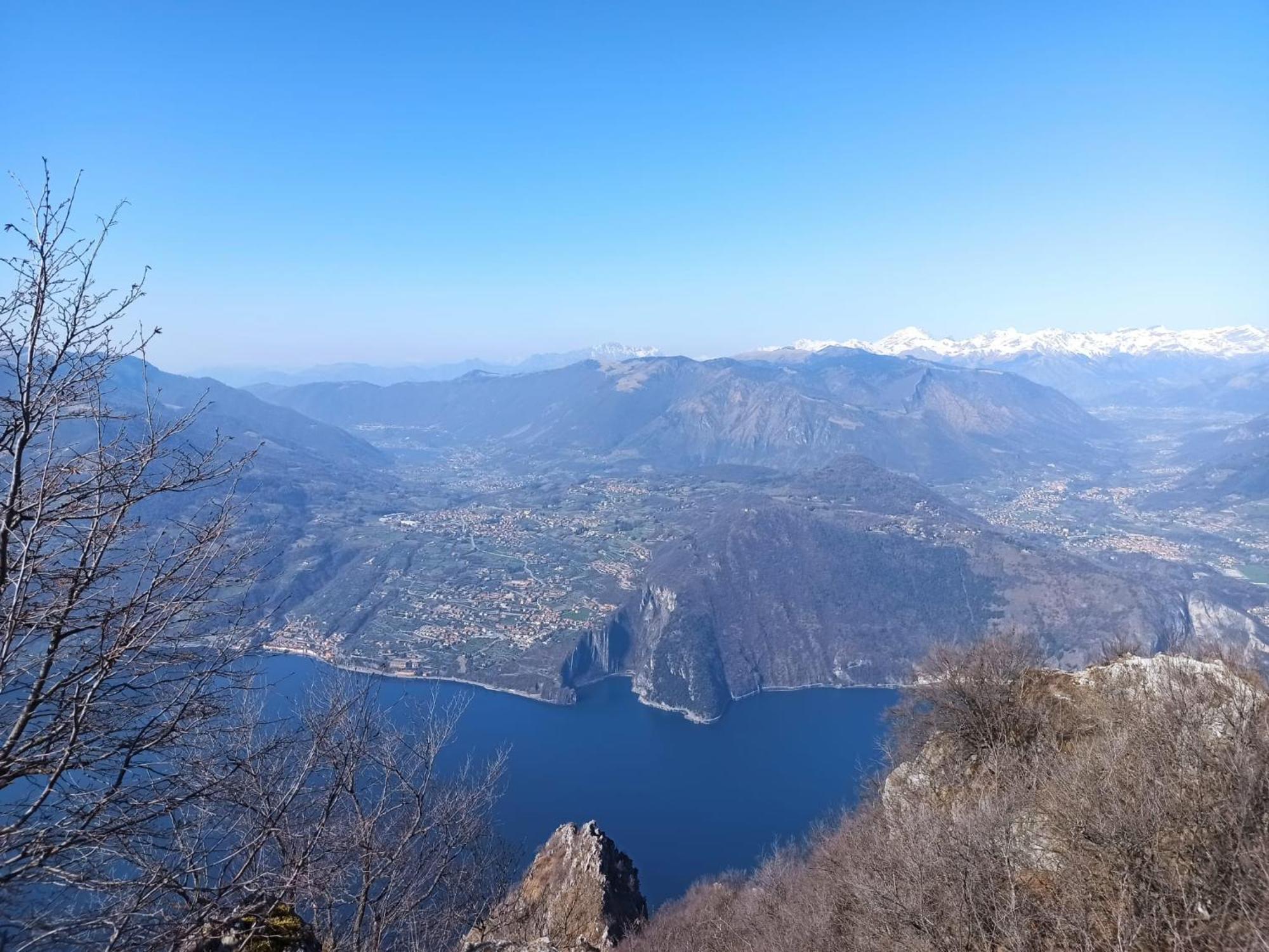 Casa Caterina - Riva Di Solto - Iseo Lake المظهر الخارجي الصورة